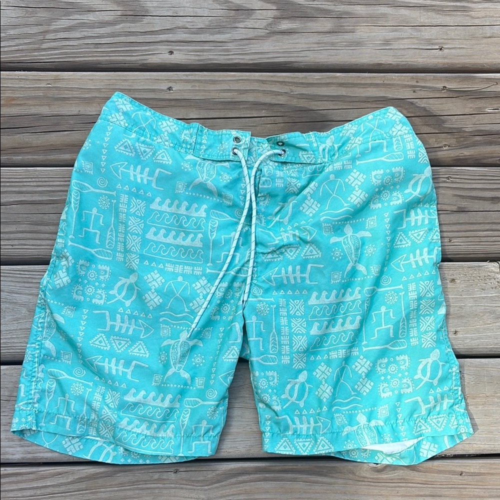 St. John's Bay Green & Off White Like New Swim Trunks Beachwear